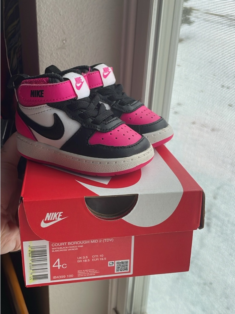 Nike Toddlers' Court Borough Mid 2 Pink & Black Sneakers